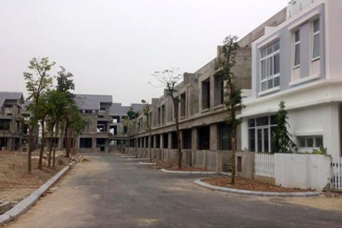 Nhà mặt phố 2 tỷ mua trước chờ thời