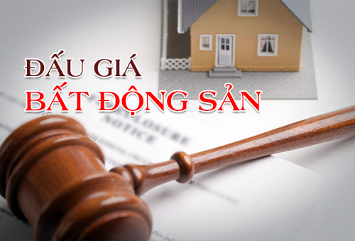 Quyền sử dụng đất và tài sản gắn liền với đất của ông Phan Đình Thọ và bà Nguyễn Thị Hải Lý. Địa chỉ của tài sản: 18 Trần Phú, phường Vĩnh Nguyên, thành phố Nha Trang, tỉnh Khánh Hòa 