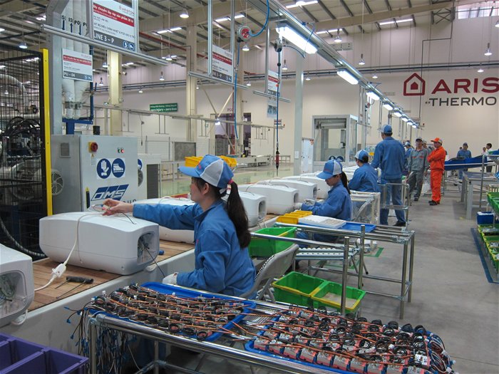 Năm 2015, lương tối thiểu vùng tăng lên 3,1 triệu đồng/tháng